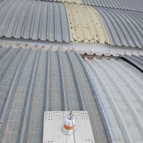 Instalación de Línea de Vida RoofAngel y Protección de Lucernarios